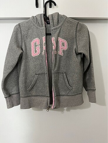 Gap üst