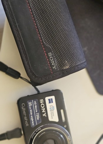 Beden Renk Sony Cyber-shot 16MP Dijital Kamera Siyah