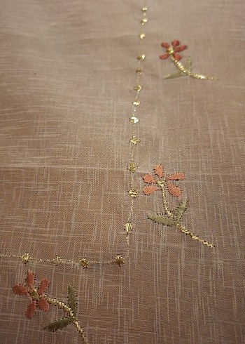 1 ad kare, 1 ad runner, 2 ad sehpa örtü - Görsel 3