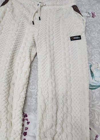 Beyaz Örgü Detaylı Kadın Rahat Eşofman - Görsel 2