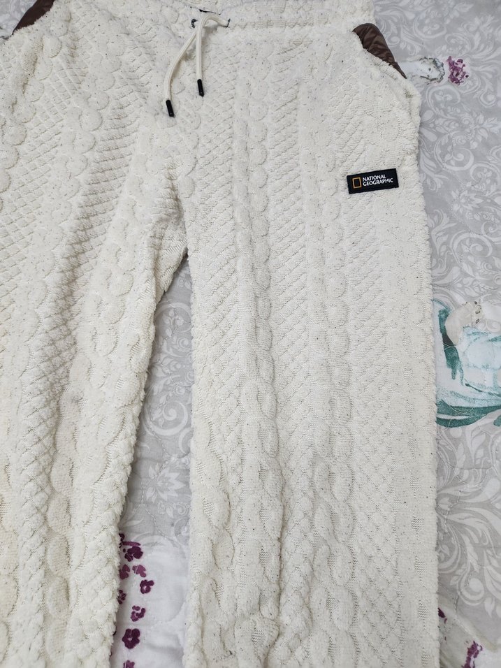 Beyaz Örgü Detaylı Kadın Rahat Eşofman - Görsel 2