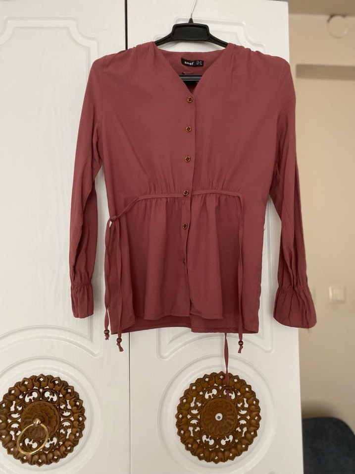 Düğmeli Uzun Kollu Hamile Bluzu - Görsel 2