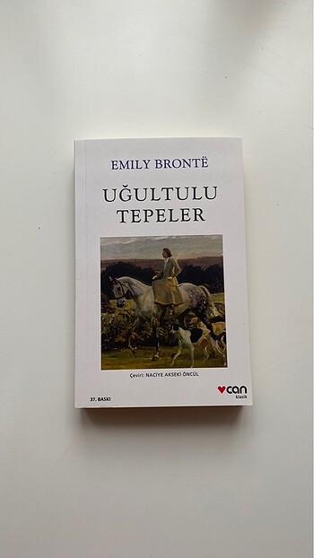 Uğultulu Tepeler