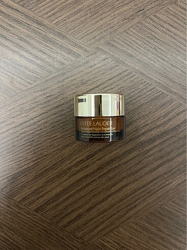 Sıfır Estee Lauder göz kremi