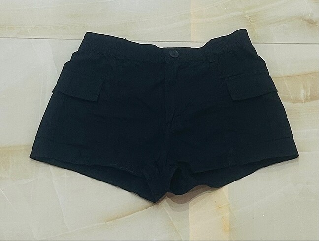 11-12 Yaş Beden siyah Renk H&M Siyah Paraşüt Kumaş Şort