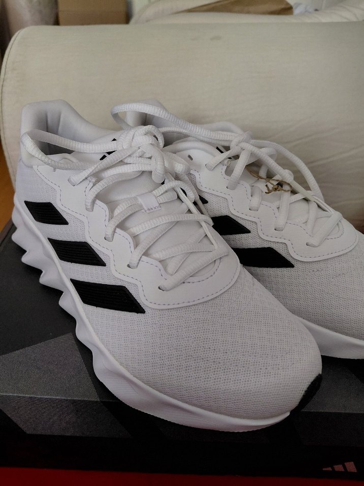 Adidas Beyaz Unisex Koşu Ayakkabısı - Görsel 2