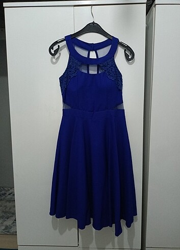 Mavi kısa elbise