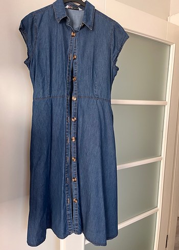 Düğmeli Lacivert Denim Midi Elbise