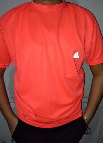 Orjinal Adidas T sihrth