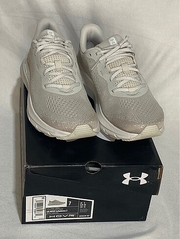 UNDER ARMOUR ERKEK 40