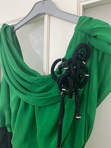 Kısa abiye elbise - Görsel 2