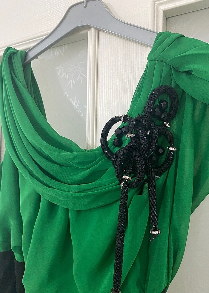 Kısa abiye elbise - Görsel 2