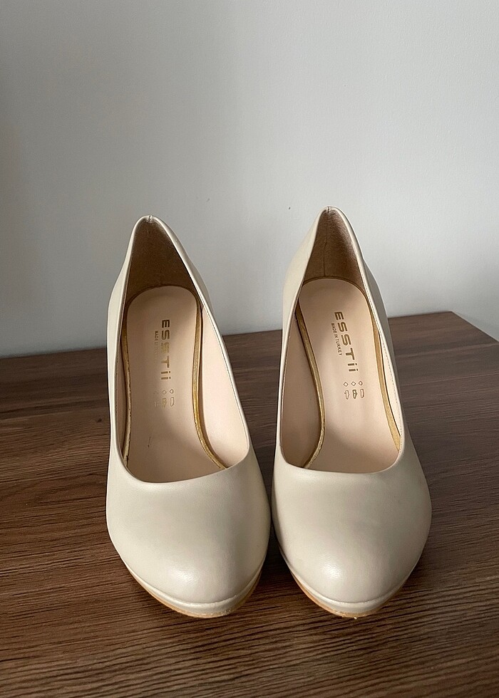 Topuklu ayakkabı - Görsel 3