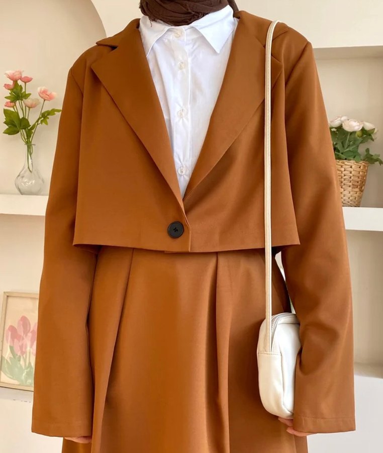 Uzun Koyu Bej Kadın Klasik Ceket - Görsel 2