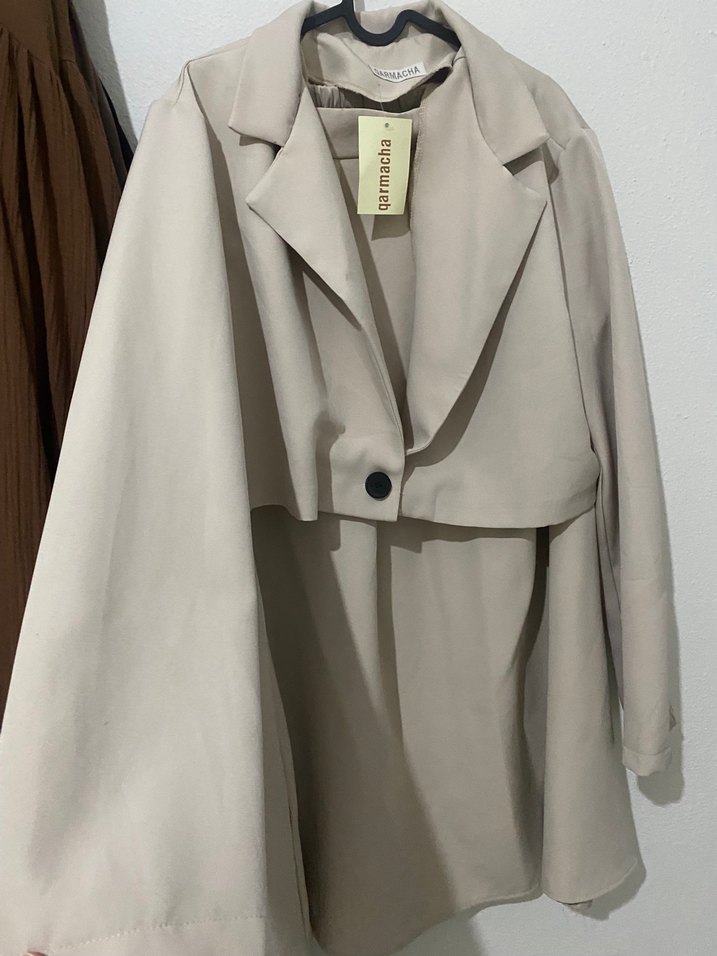 Uzun Koyu Bej Kadın Klasik Ceket - Görsel 3