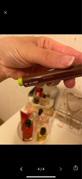  Beden NYX Fat oil stick