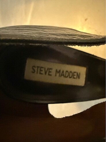 Steve Madden Steve Madden
