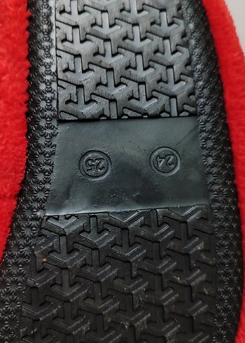 Kız Çocuk Kırmızı Kürklü Sıcak Ev Terliği - Görsel 4