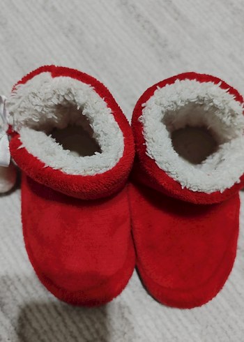 Kız Çocuk Kırmızı Kürklü Sıcak Ev Terliği - Görsel 3