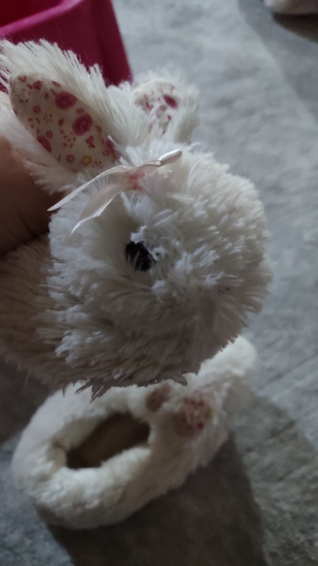 Kızlar için Beyaz Kürklü Nakışlı Ev Terliği - Görsel 3