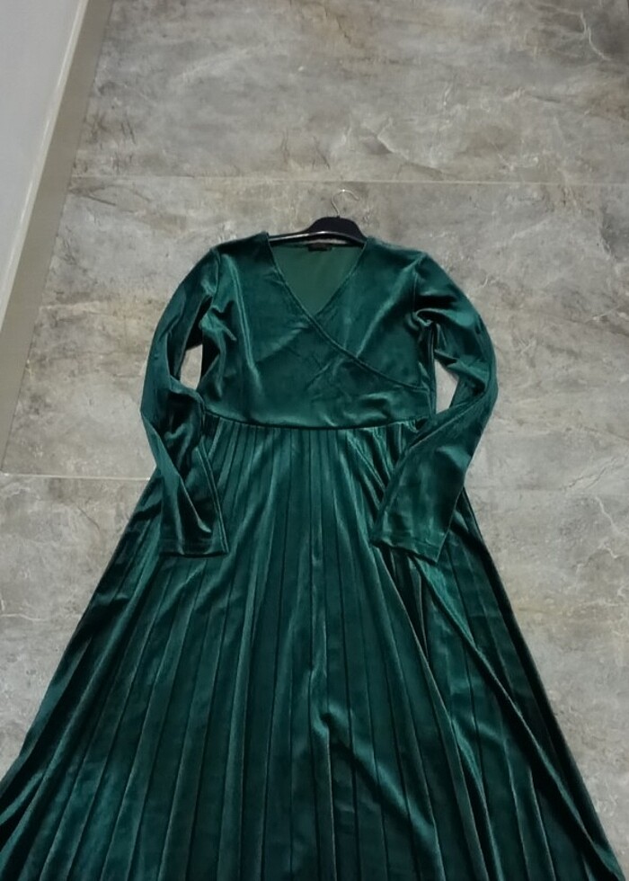 Elbise kadife zümrüt yeşili - Görsel 4