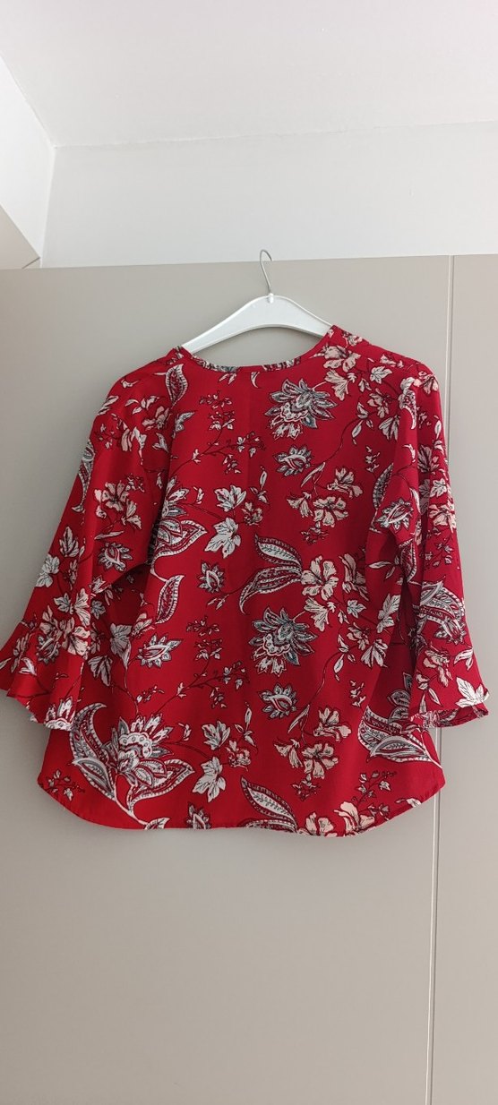Bohem Çiçek Desenli Kırmızı Bluz - Görsel 2