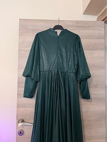 yeşil simli abiye - Görsel 2