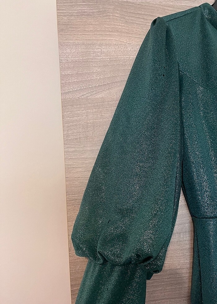 yeşil simli abiye - Görsel 4