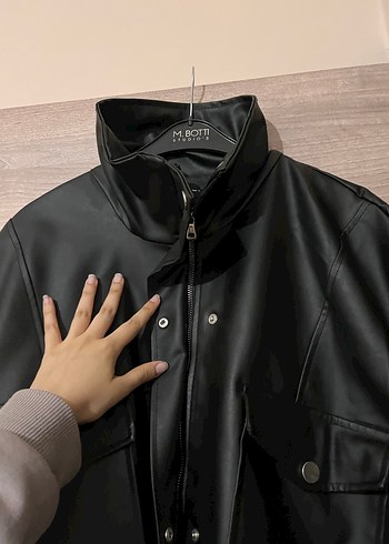 Düğmeli Siyah Mini Deri Ceket - Görsel 3