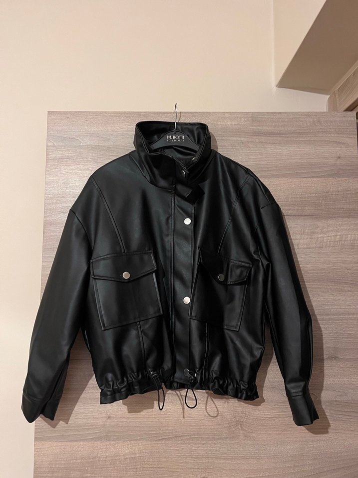 Düğmeli Siyah Mini Deri Ceket - Görsel 2