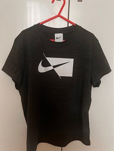 Nike Çoçuk tişört