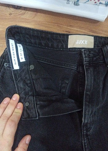 Siyah Batik Desenli Regular Fit Kadın Kot Pantolon - Görsel 3