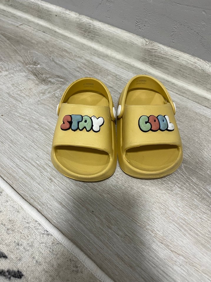 Sarı Renkli unisex Terlikleri - Görsel 2