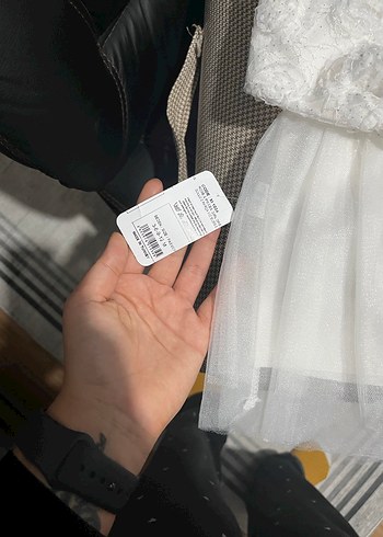 Uzun Kollu Beyaz Kız Çocuk Dantelli Elbise - Görsel 2