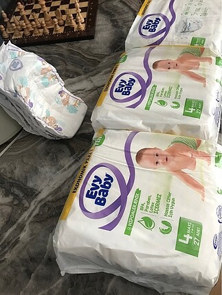 EVY BABY 81 adet 4 numara bez