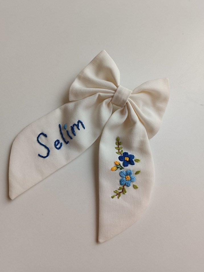 Nakışlı Beyaz Fiyonk Saç Tokası - Görsel 2