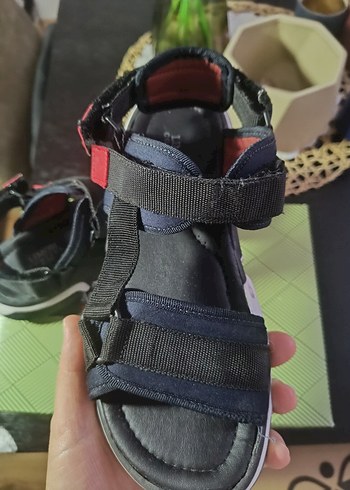 35 Beden siyah Renk Spor sandalet
