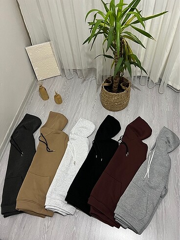 Üç iplik şardonlu sweatshirtler