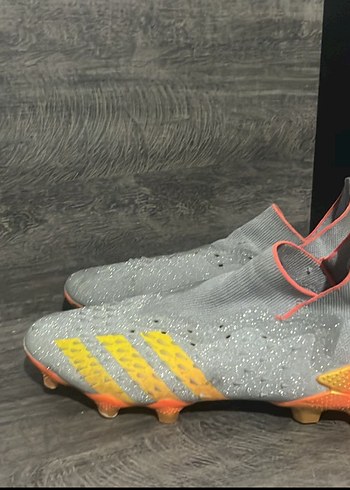 Adidas bağcıksız predatör 40 no - Görsel 4