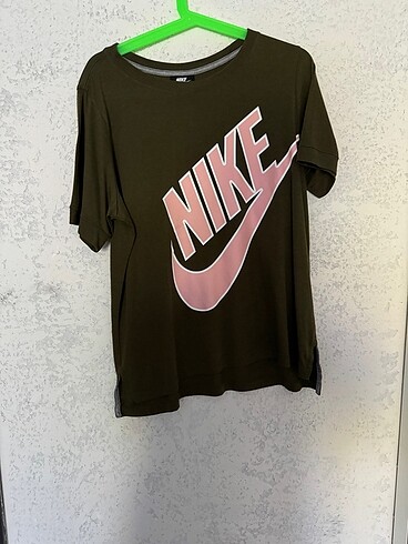 Nike tshirt 