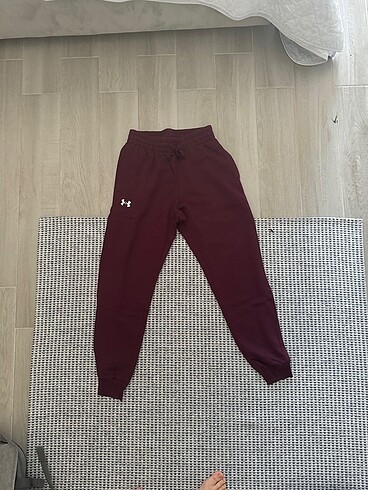 Under armour eşofman altı