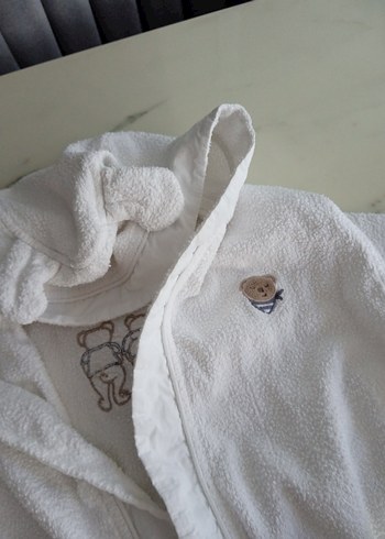 Chakra Kapüşonlu Erkek Çocuk Beyaz Nakışlı Bornoz - Görsel 6