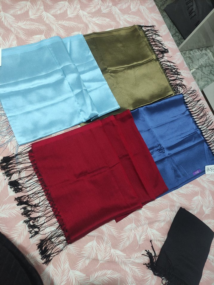 Kadın Çok Renkli İpek Görünümlü Püsküllü Şal - Görsel 5