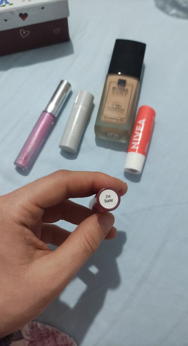 Kırmızı Ruj - Görsel 3