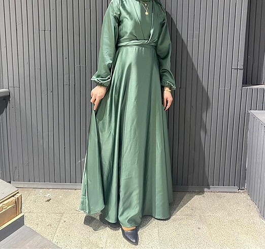 Yeşil abiye