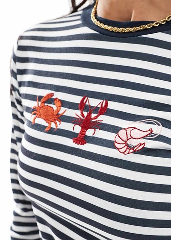 Çizgili deniz temalı bluz - Görsel 2