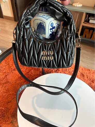 Miu Miu Miu miu çanta