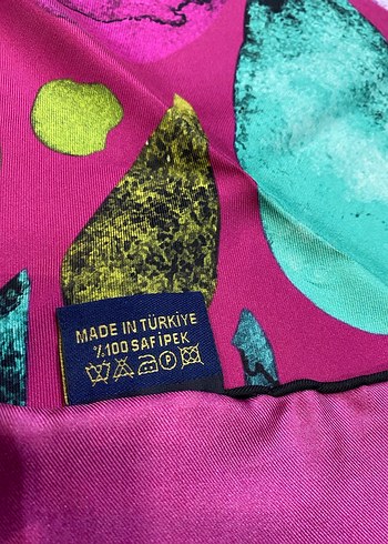  Beden Levidor twill % 100 ipek eşarp