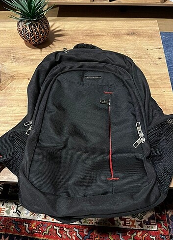 Samsonite notebook çantası