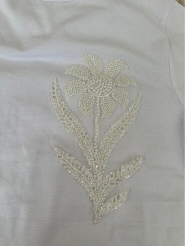 m Beden İpekyol tshirt
